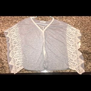 winged grey Cato shirt